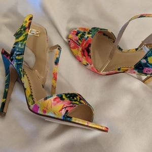 Ladies shoes